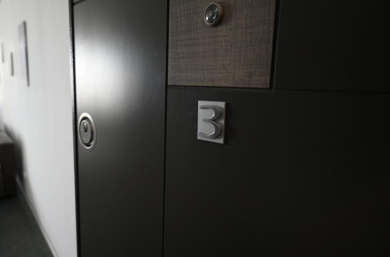 Luana Airport Apartments #3 Otopeni Exterior photo